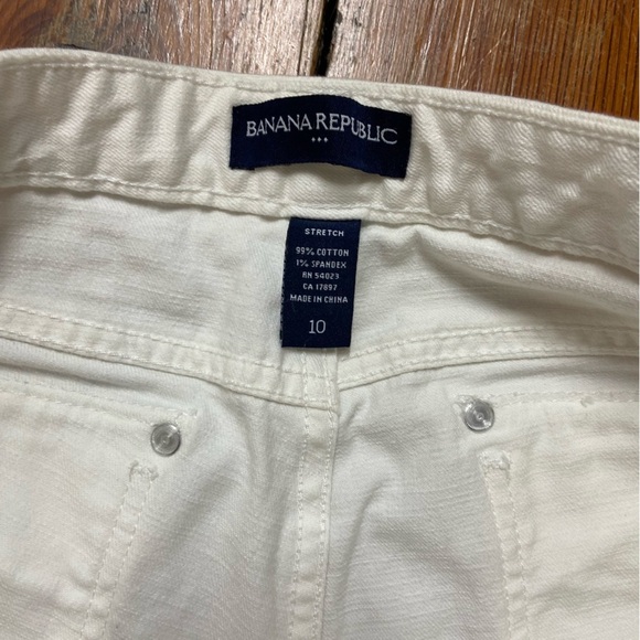 Banana Republic Women's White Stretch Flare Jeans Size 10 Casual Denim Spring - Picture 3 of 6